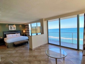 Beach/ocean view