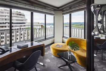 3 bares o lounges, bar de cocteles, bar en la azotea