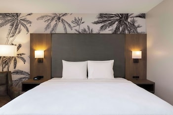 Enjoy expansive ocean views and mountain vistas from this coastal hotel's modern buildings.