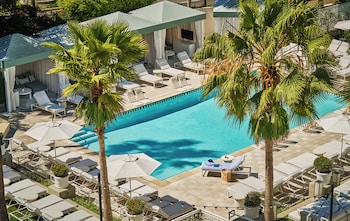 Outdoor pool, cabanas (surcharge), pool umbrellas