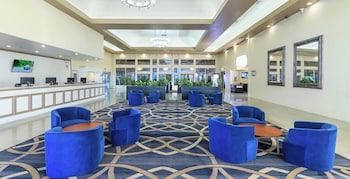 3 utendørsbassenger, et oppvarmet basseng og bassengtelt (mot betaling)