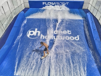 Seasonal outdoor pool, open 9:00 AM to 5:00 PM, cabanas (surcharge)