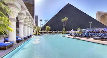 Seasonal outdoor pool, open 9:00 AM to 7:00 PM, pool cabanas (surcharge)