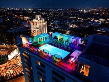 Penthouse (Suite) | Premium bedding, down comforters, free minibar items, in-room safe