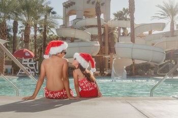 9 albercas al aire libre y camas balinesas (con cargo)