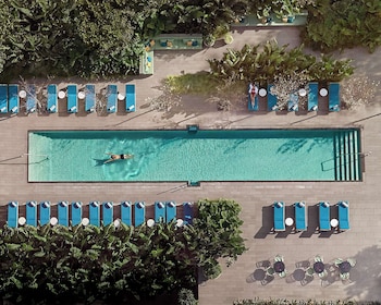 Couples treatment rooms, sauna, hot tub, steam room, Turkish bath