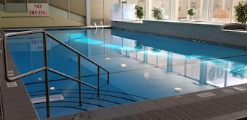 Piscine intérieure, piscine chauffée