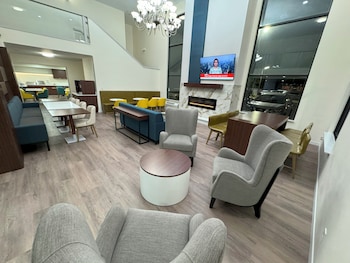 Suite, 2 Queen Beds, Accessible, Non Smoking