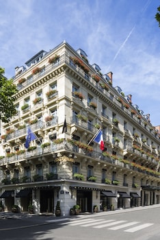 Suite Junior, 1 trÚs grand lit, balcon (Eiffel Tower View) | Literie de qualité, couette en duvet, lit avec matelas à plateau-coussin