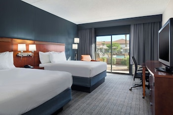 Room, 2 Queen Beds | Exterior