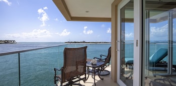 Private beach, white sand, sun-loungers, beach umbrellas