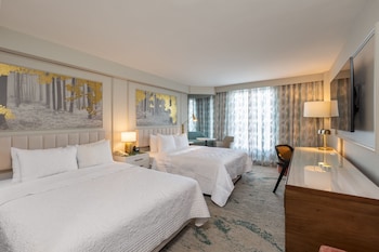 Outdoor pool, open 9:00 AM to 10:00 PM, pool umbrellas, sun loungers