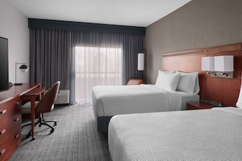 Se ofrece desayuno a la carta por un coste adicional