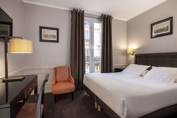 In-room safe, free WiFi, bed sheets