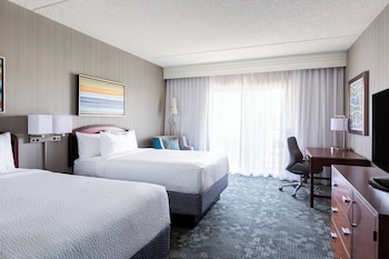 Daily cooked-to-order breakfast for a fee