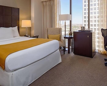 Suite presidencial, 1 cama King size | Ropa de cama de alta calidad y caja de seguridad en la habitación