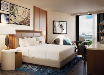 4 restaurants, breakfast, dinner served; American cuisine