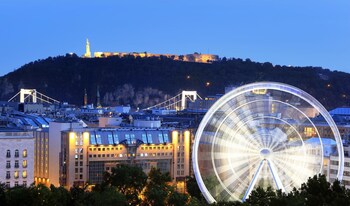 고급 침구, 오리/거위털 이불, 필로우탑 침대, 미니바