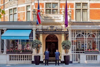 4 bares o lounges, bar de cocteles, bar de cocteles