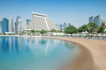 2 outdoor pools, pool umbrellas, pool loungers
