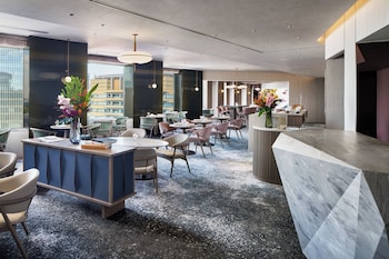 9 restaurants, breakfast, lunch, dinner served; Fusion cuisine