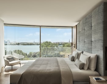 Sauna, boblebad, dampbad, kropsbehandlinger, body wrap-behandlinger