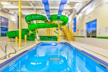 Piscine intérieure