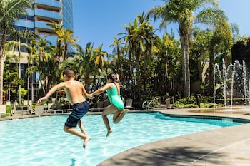 2 outdoor pools, open 6 AM to 10:00 PM, cabanas (surcharge)