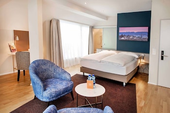 Chambre supérieure, 1 grand lit, balcon | 1 chambre, literie hypoallergénique, minibar, coffre-fort