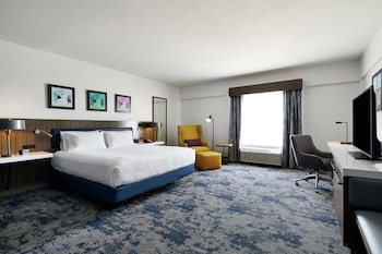 Breakfast and dinner served, American cuisine