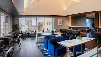 Suite, 1 King Bed, Club Lounge Access, Ocean View (Balcony) | 1 bedroom, Egyptian cotton sheets, premium bedding, in-room safe