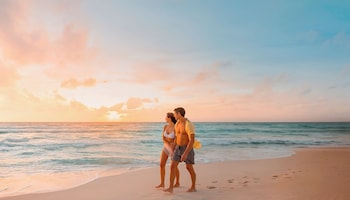 3 outdoor pools, pool umbrellas, sun loungers