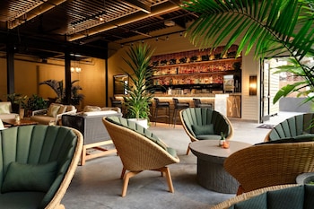 Outdoor pool, open 9:00 AM to 10:00 PM, cabanas (surcharge)