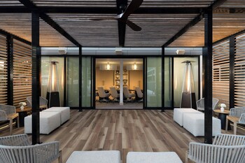 Outdoor pool, free pool cabanas