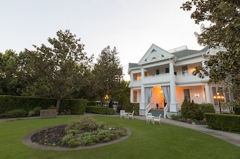 Deluxe Room, Multiple Beds | Egyptian cotton sheets, premium bedding, pillowtop beds, minibar