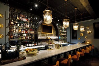 Bar (en la propiedad)