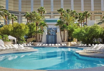 Seasonal outdoor pool, open 9 AM to 5:00 PM, cabanas (surcharge)