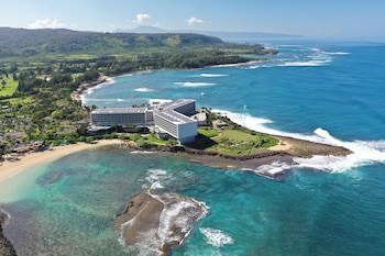 5 outdoor pools, cabanas (surcharge), pool umbrellas