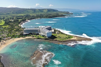 5 piscines extérieures, cabanas (supplément), parasols