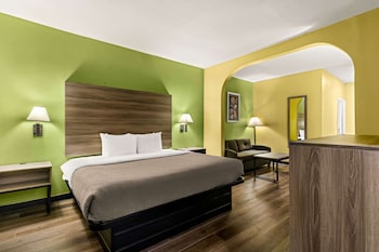 Suite, 1 kingsize-seng med sovesofa, ikke-røyk | Skrivebord, skrivebord for bærbar PC og strykejern/-brett