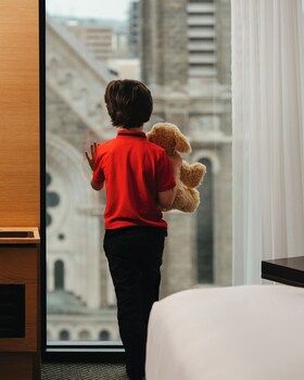 Déjeuner et souper servis sur place, cuisine internationale