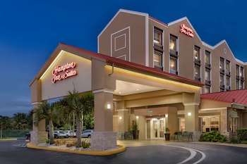 Buffet déjeuner gratuit tous les jours