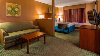 Standard Room, 1 King Bed, Non Smoking, Microwave