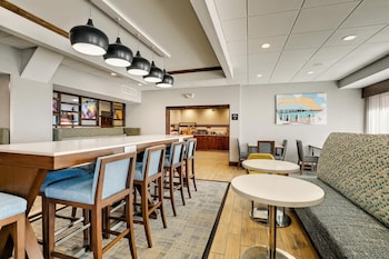 Free daily on-the-go breakfast