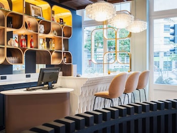 Daily buffet breakfast (EUR 22 per person)