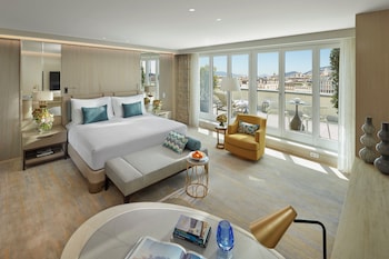 1 bedroom, premium bedding, pillowtop beds, minibar