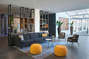 Desayuno buffet todos los días (EUR 18 por persona)