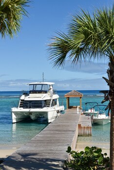 3 albercas al aire libre 