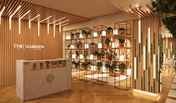 Piscine extérieure, piscine chauffée, cabanas gratuites, chaises longues