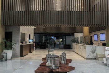 2 outdoor pools, pool umbrellas, pool loungers